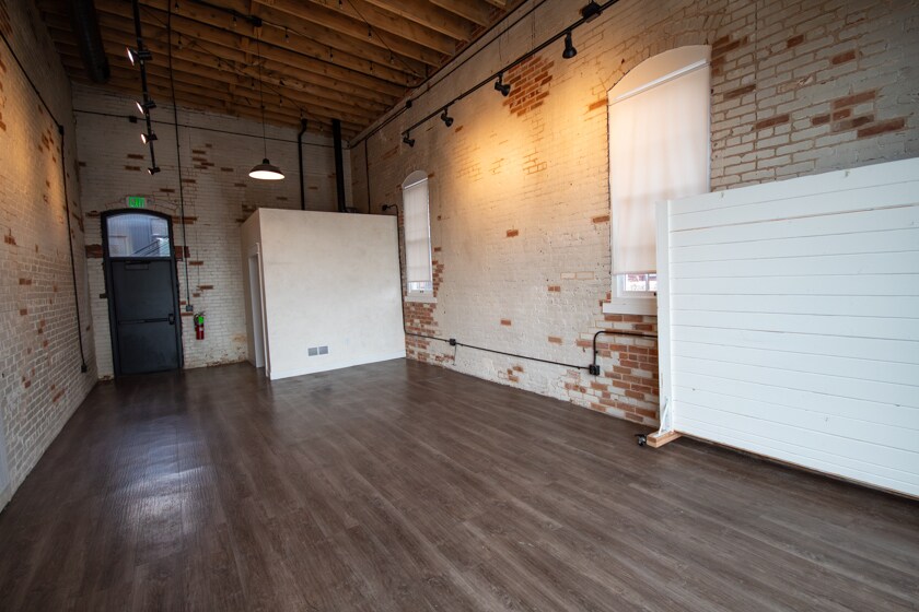 More Photos Of 301 Main St, Windsor Restaurant For Lease