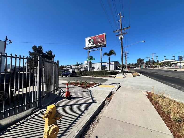 More Photos Of 939 W Main St, El Cajon General Retail For Sale