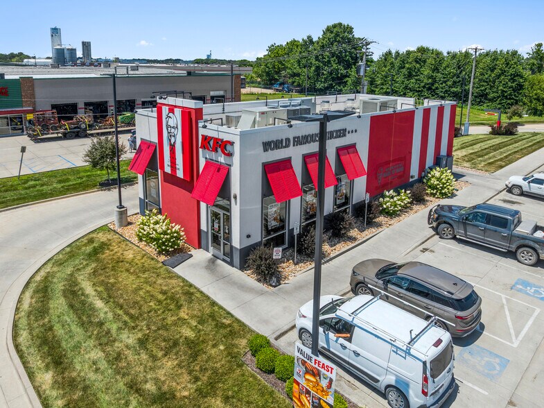 More Photos Of 533 US 24, Moberly General Retail For Sale