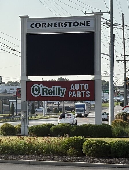 More Photos Of 4727 Dixie Hwy, Fairfield Unknown For Lease