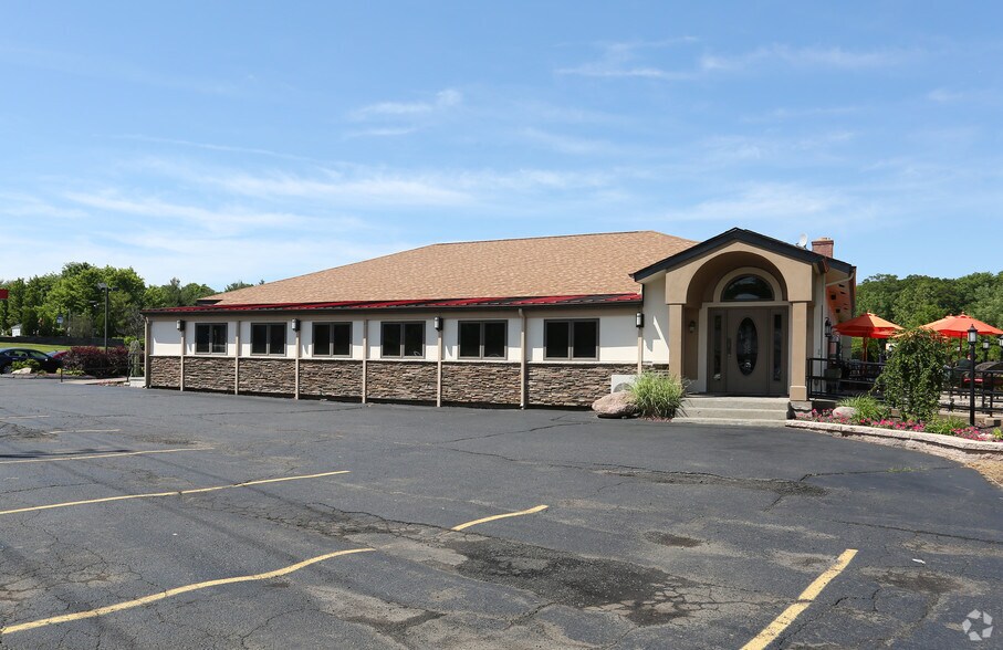 More Photos Of 134 Berlin Rd, Cromwell Restaurant For Sale