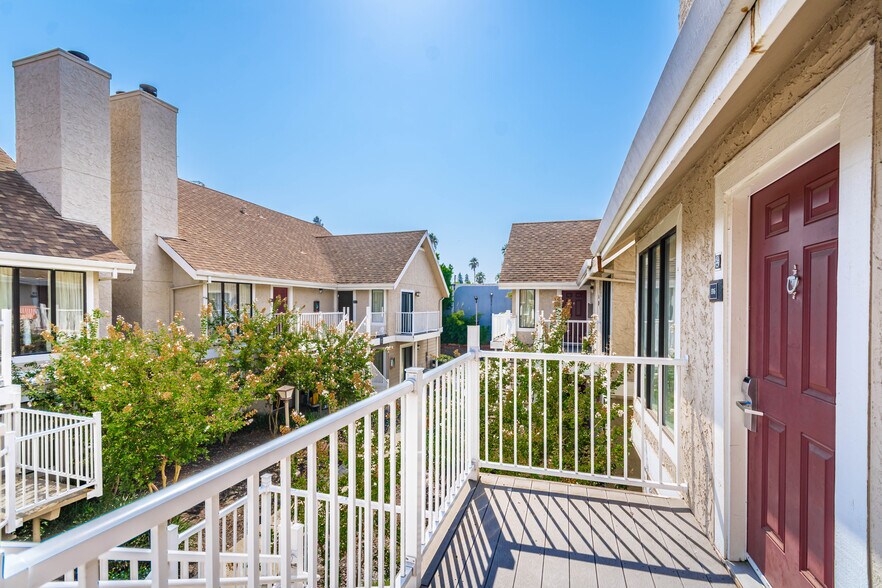 More Photos Of 1530 Howe Ave, Sacramento Hotel For Sale