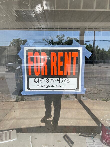 Primary Photo Of 901 Riverside Dr, Columbia Storefront Retail Office For Lease