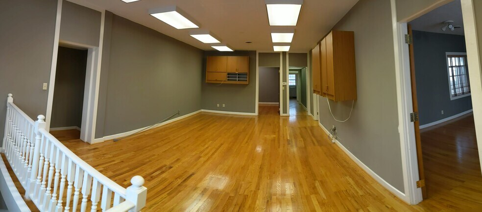 More Photos Of 5010 Dodge St, Omaha Office For Sale