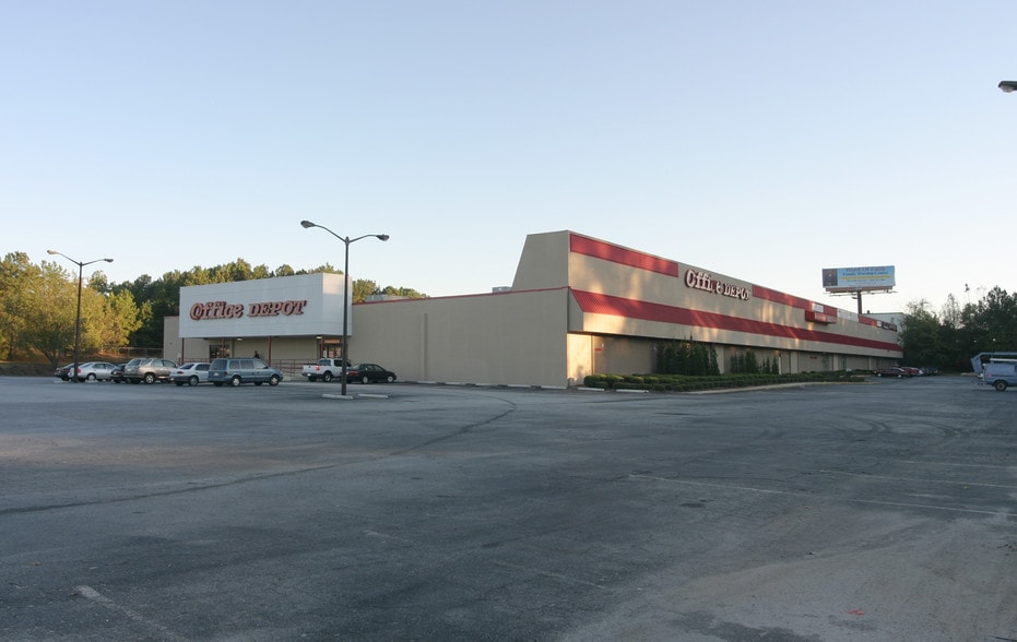 More Photos Of 4505-4527 Fulton Industrial Blvd SW, Atlanta Freestanding For Lease