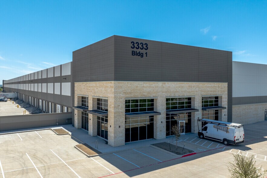 More Photos Of 3333 W University Dr, Denton Distribution For Lease
