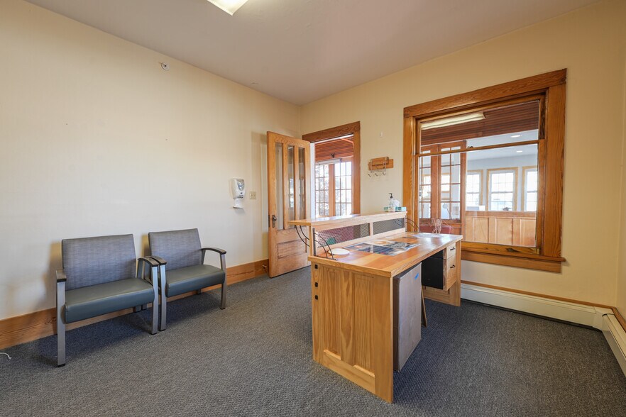 More Photos Of 322 N Main St, Gunnison Office Residential For Sale