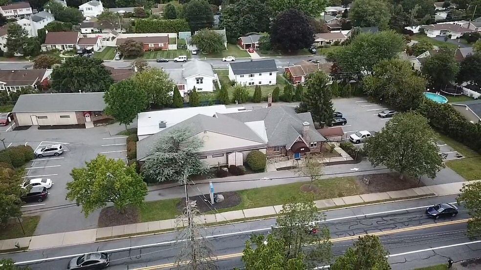 More Photos Of 619A Dalton St, Emmaus Medical For Lease