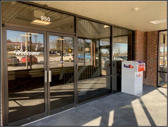 More Photos Of 950 New Loudon Rd, Latham Office For Lease