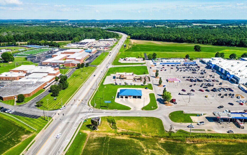 More Photos Of 1697 N Main St, Beaver Dam General Retail For Sale