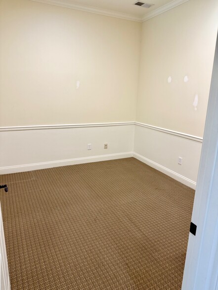 More Photos Of 1795 Alysheba Way, Lexington Office For Lease