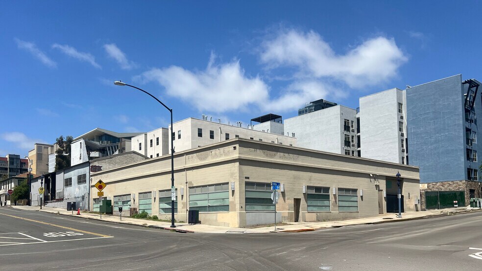 More Photos Of 404 14th St, San Diego Showroom For Sale