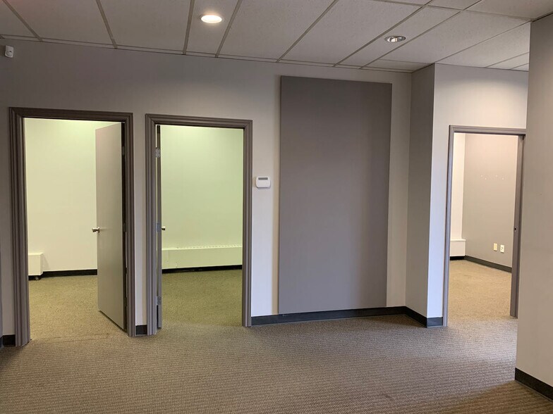 More Photos Of 10310 124th St NW, Edmonton Storefront Retail Office For Lease