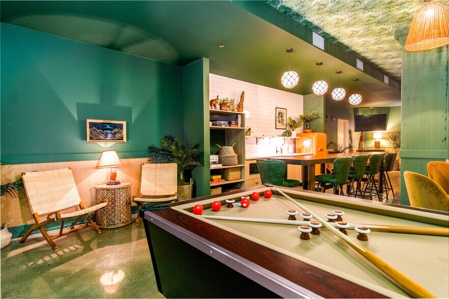 More Photos Of 5050 N Broadway St, Chicago Apartments For Lease