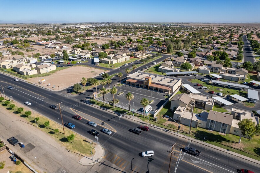 More Photos Of 801 E Birch St, Calexico General Retail For Sale