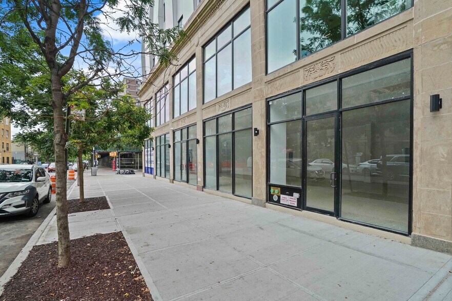 More Photos Of 878 Nostrand Ave, Brooklyn Office For Lease