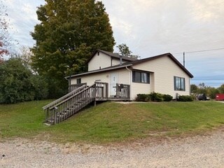 More Photos Of 6859 N Ridge Rd, Madison General Retail For Lease