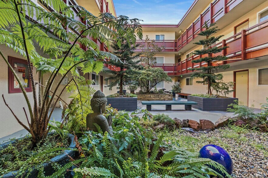 More Photos Of 2820 Park Blvd, Oakland Apartments For Sale