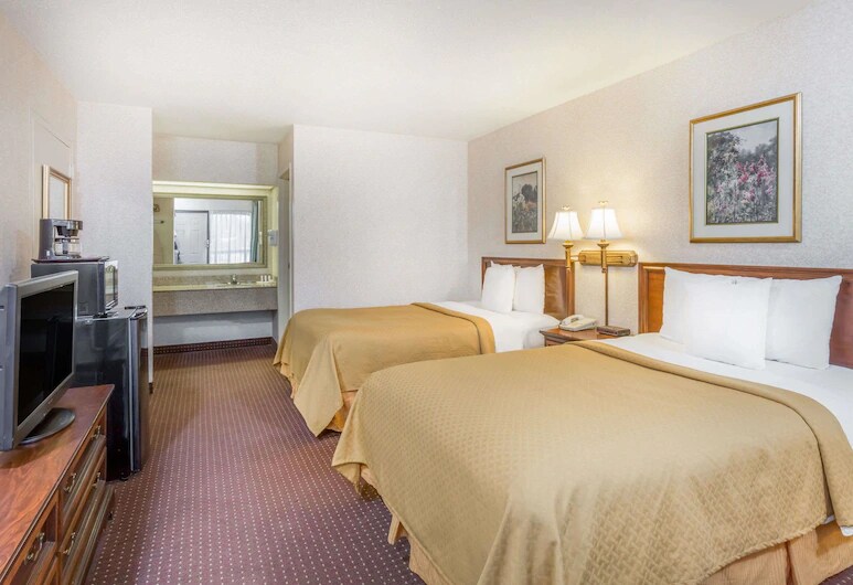 More Photos Of 25297 Lankford Hwy, Onley Hotel For Sale