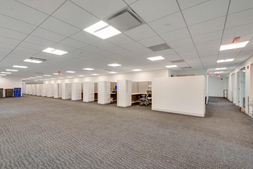 More Photos Of 15-19 Crawford St, Needham Light Distribution For Lease