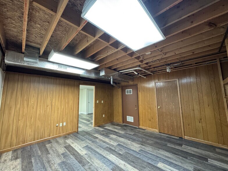 More Photos Of 5126-5130 Blazer Memorial Pky, Dublin Office For Lease