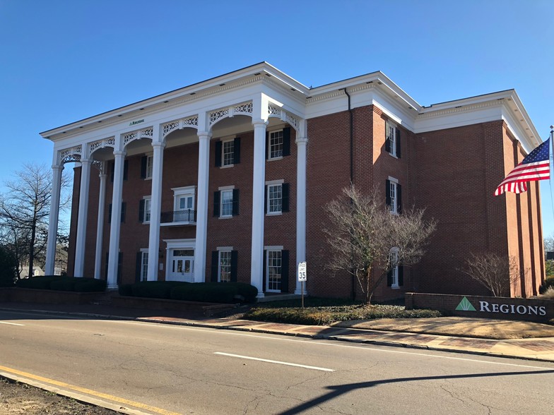 Primary Photo Of 710 Main St, Columbus Office For Sale