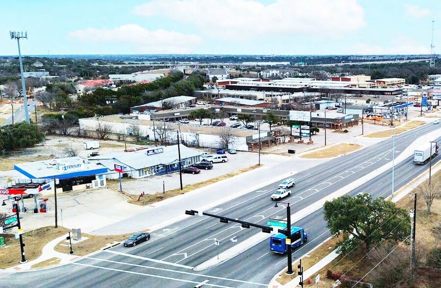 More Photos Of 500 S Bell Blvd, Cedar Park Convenience Store For Sale