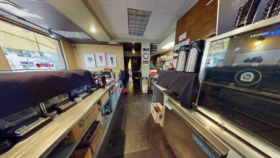 More Photos Of 101 W 1st St, Sanford Storefront For Sale
