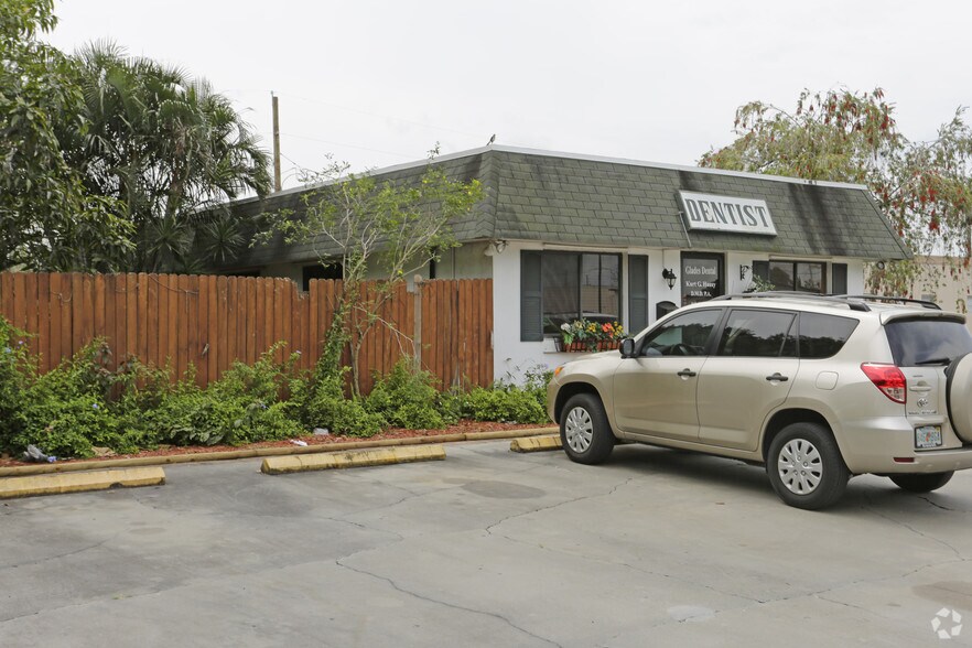 More Photos Of 316 Trinidad Ave, Clewiston Medical For Sale