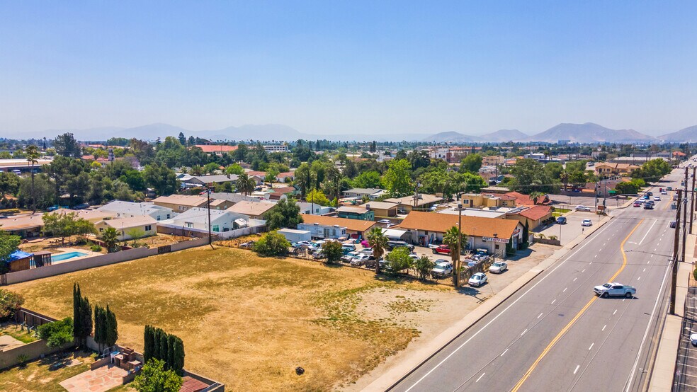 More Photos Of 8265 Juniper Ave, Fontana Auto Repair For Sale