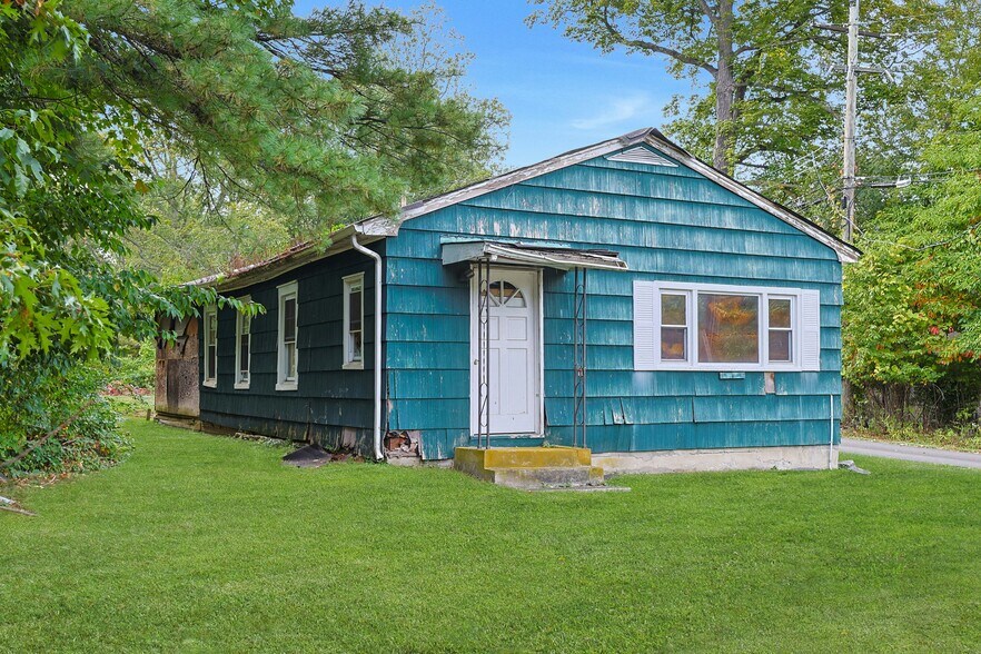 Primary Photo Of 511 Route 304, New City Office For Sale