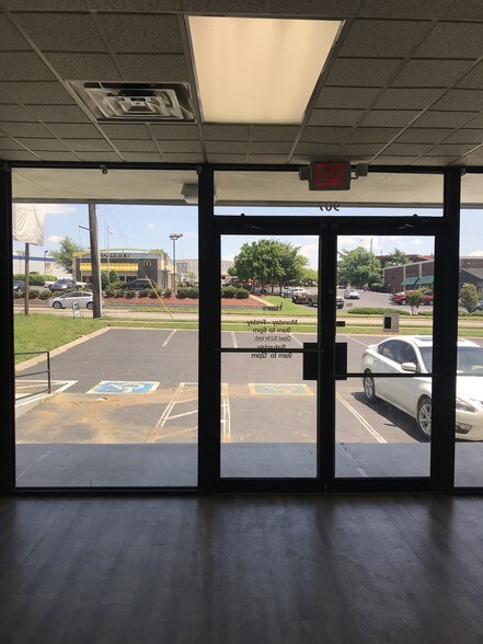 More Photos Of 907 Rivergate Pky, Goodlettsville Freestanding For Sale