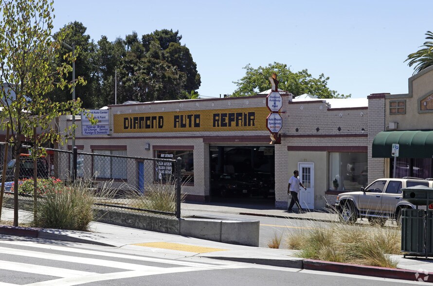 More Photos Of 3475 Champion St, Oakland Auto Repair For Sale