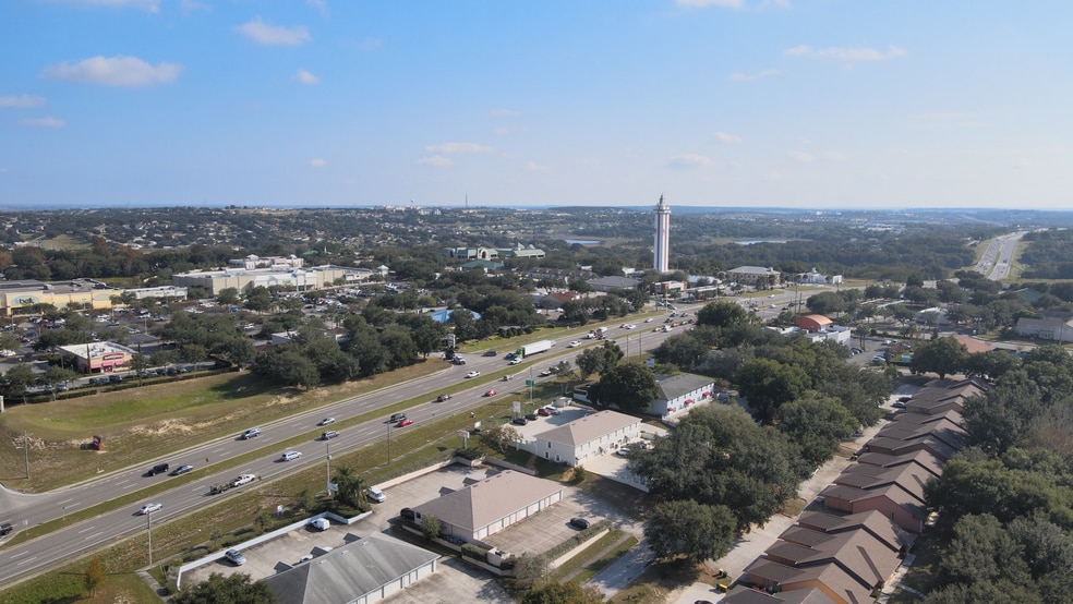 More Photos Of 301 Frontage Rd, Clermont Medical For Lease