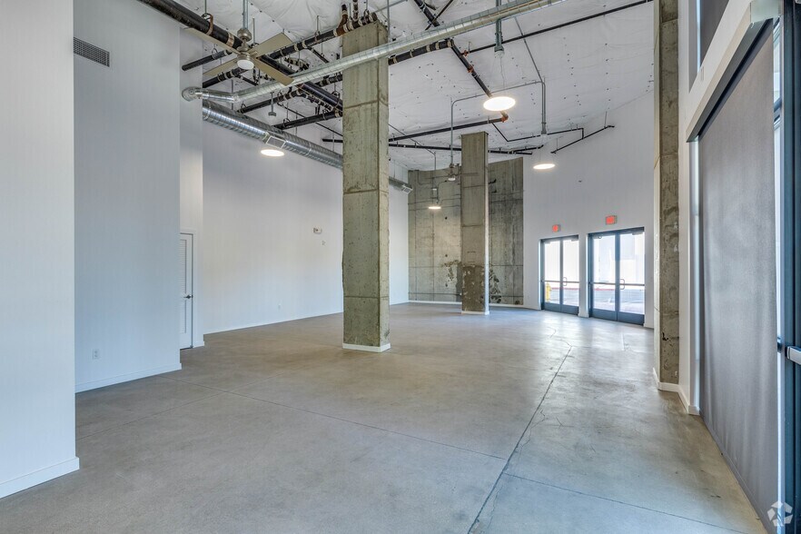 More Photos Of 901 E Fremont St, Las Vegas Coworking Space