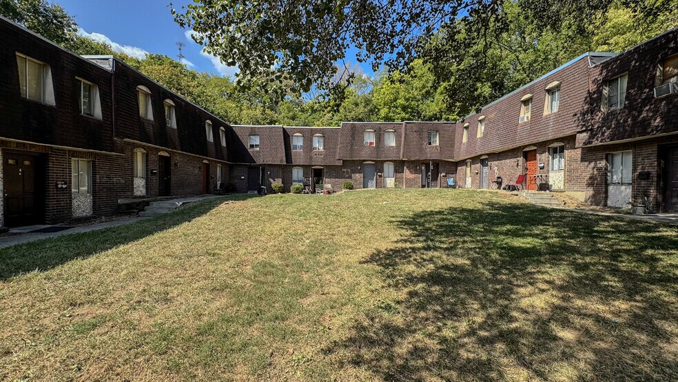 More Photos Of 5459-5473 Kirby Ave, Cincinnati Apartments For Sale