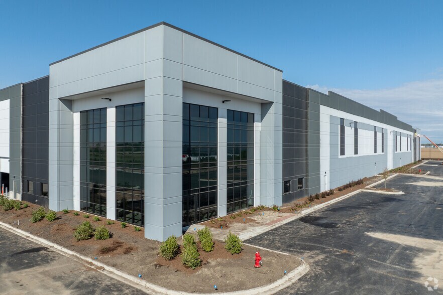 Primary Photo Of 26220 W 143rd St, Plainfield Warehouse For Lease