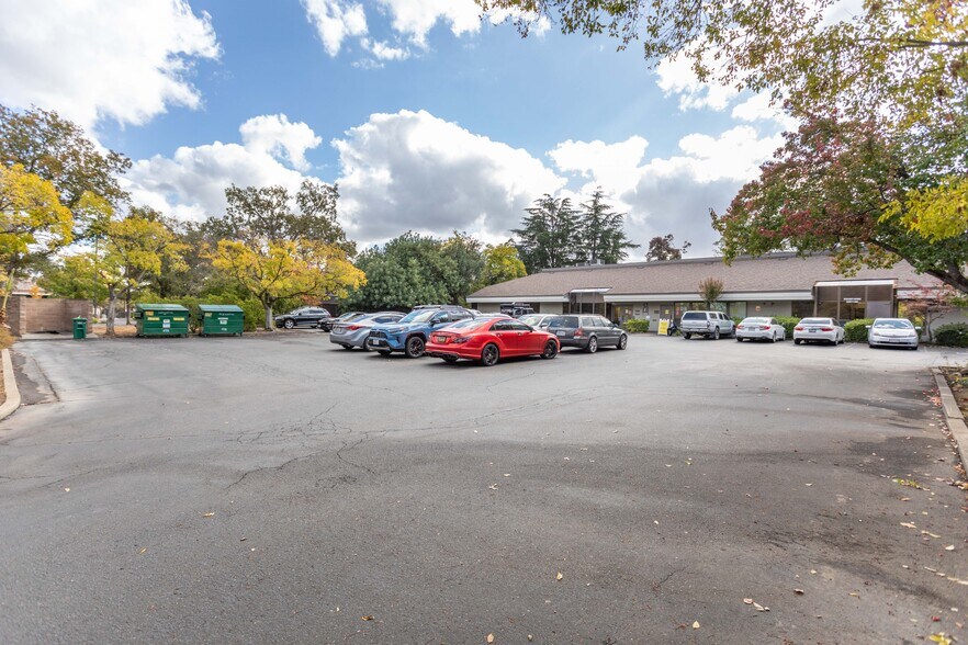 More Photos Of 3838 Watt Ave, Sacramento Medical For Lease
