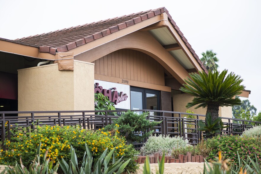 More Photos Of 1101-1123 S Brea Canyon Rd, Diamond Bar Unknown For Lease