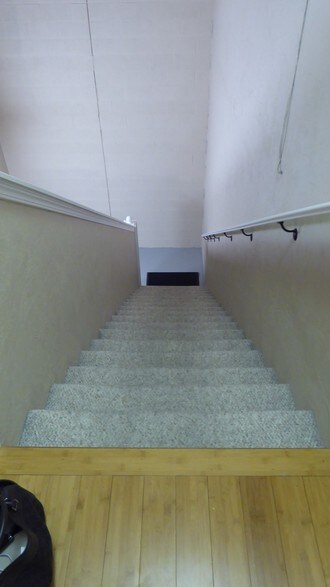 More Photos Of 34 Union Way, Vacaville Flex For Lease