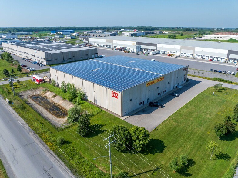 More Photos Of 832 Burton Rd, Ottawa Warehouse For Lease
