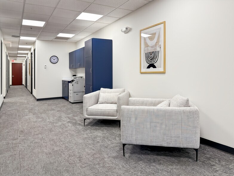 More Photos Of 6397 Emerald Pky, Dublin Coworking Space