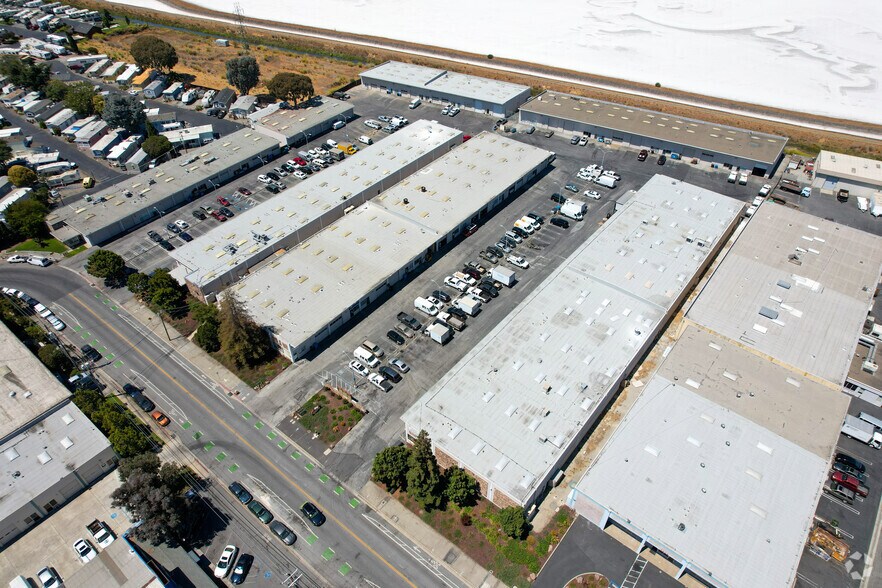 More Photos Of 3549 Haven Ave, Menlo Park Warehouse For Lease