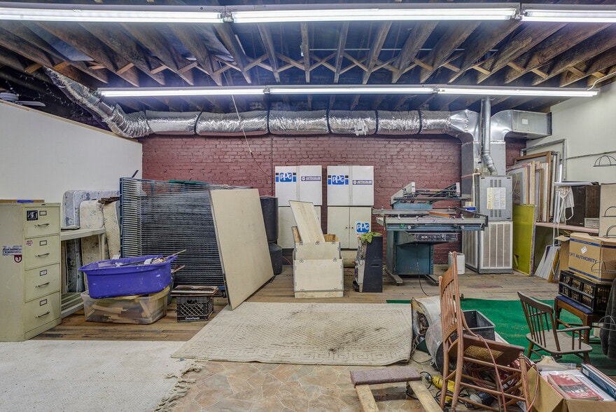 More Photos Of 140 W Market St, Johnson City Storefront Retail Residential For Sale