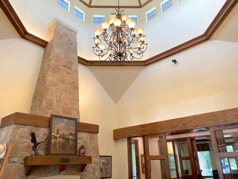 More Photos Of 6190 Virginia Pky, McKinney Medical For Lease