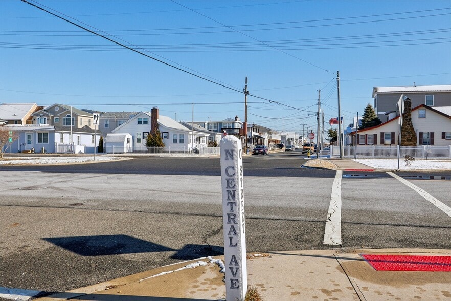 More Photos Of 1409 NW Central Ave, Seaside Park Freestanding For Sale