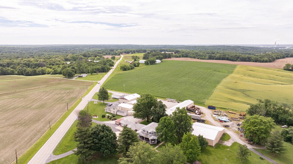 More Photos Of 27161 State Highway 3, Godfrey General Retail For Lease
