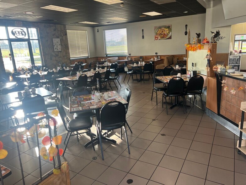 More Photos Of 1020 W Buchanan St, California Fast Food For Sale