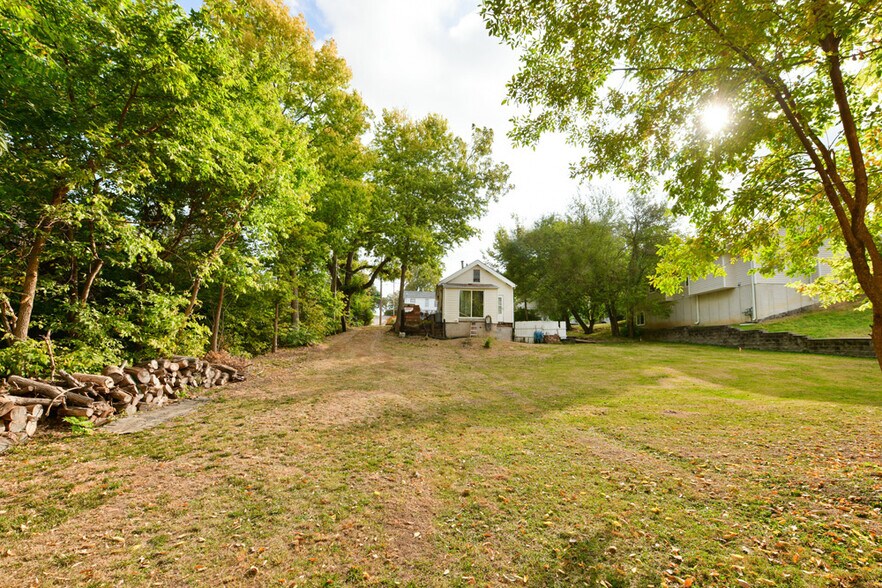 More Photos Of 1704 S 18th St, Omaha Land For Sale