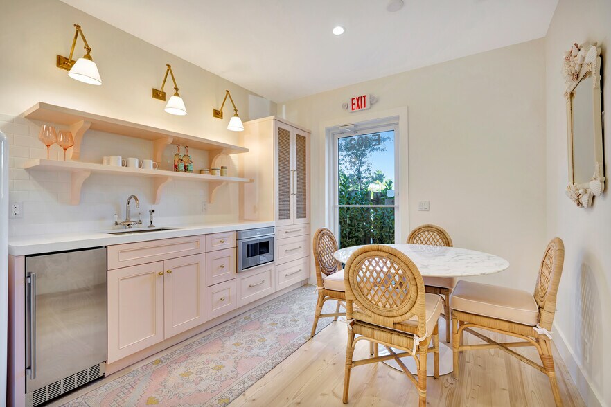 More Photos Of 725 N A1A, Jupiter Medical For Sale